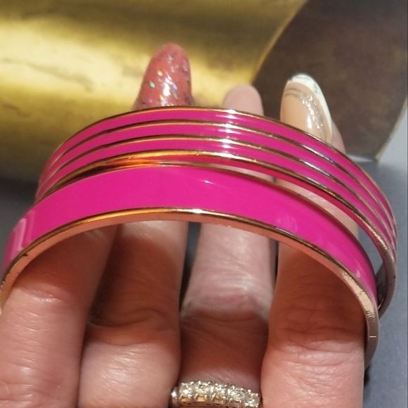 TWO Oscar de la Renta Hot Pink Rose gold plated Bangle Bracelets - Picture 5 of 6